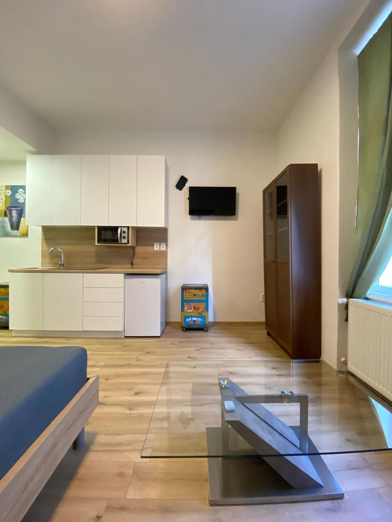 Garsoniera Ostrava City Centr, Na Hradbach 118 Екстер'єр фото