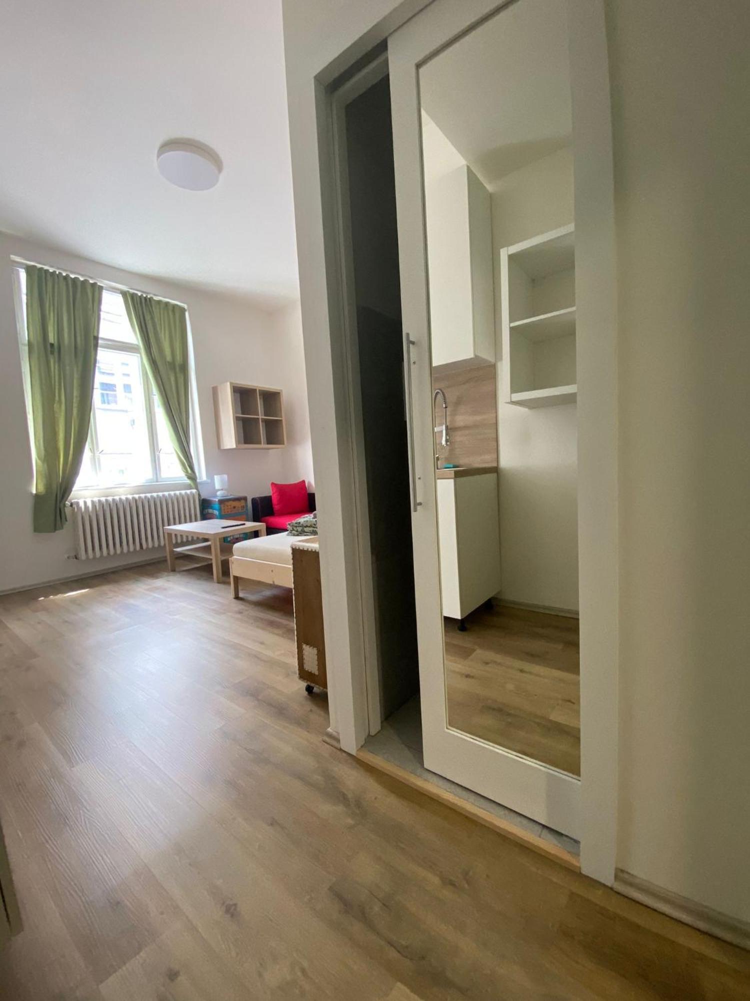 Garsoniera Ostrava City Centr, Na Hradbach 118 Екстер'єр фото